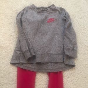 2T Girls Nike top and leggings, EUC